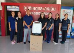 สมาคม PEITA ไทย-อินเดีย มอบเครื่องผลิตอ็อกซิเจนให้ รพ.สต.จุน :