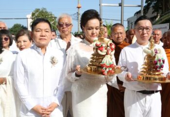“ศุภจี สุธรรมพันธ์” รองนายกรัฐมนตรีและรัฐมนตรีว่าการกระทรวงพาณิชย์ เป็นประธานพิธีมหามงคล อัญเชิญพระบรมสารีริกธาตุประดิษฐานบนบุษบก “หนึ่งเดียวในโลก” เชื่อมศรัทธาไทย–ศรีลังกา