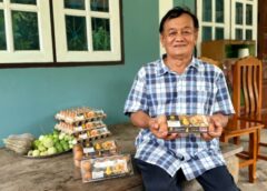 36 ปีบนเส้นทางเกษตรกรไก่ไข่วัยเกษียณ “สมบัติฟาร์ม” ความภูมิใจที่ส่งต่อจากรุ่นสู่รุ่น :